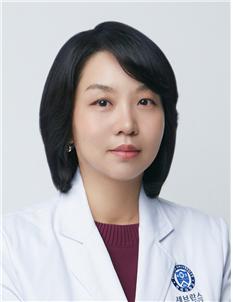 피부 ECM 유지가 젊은 시술의 핵심인 이유