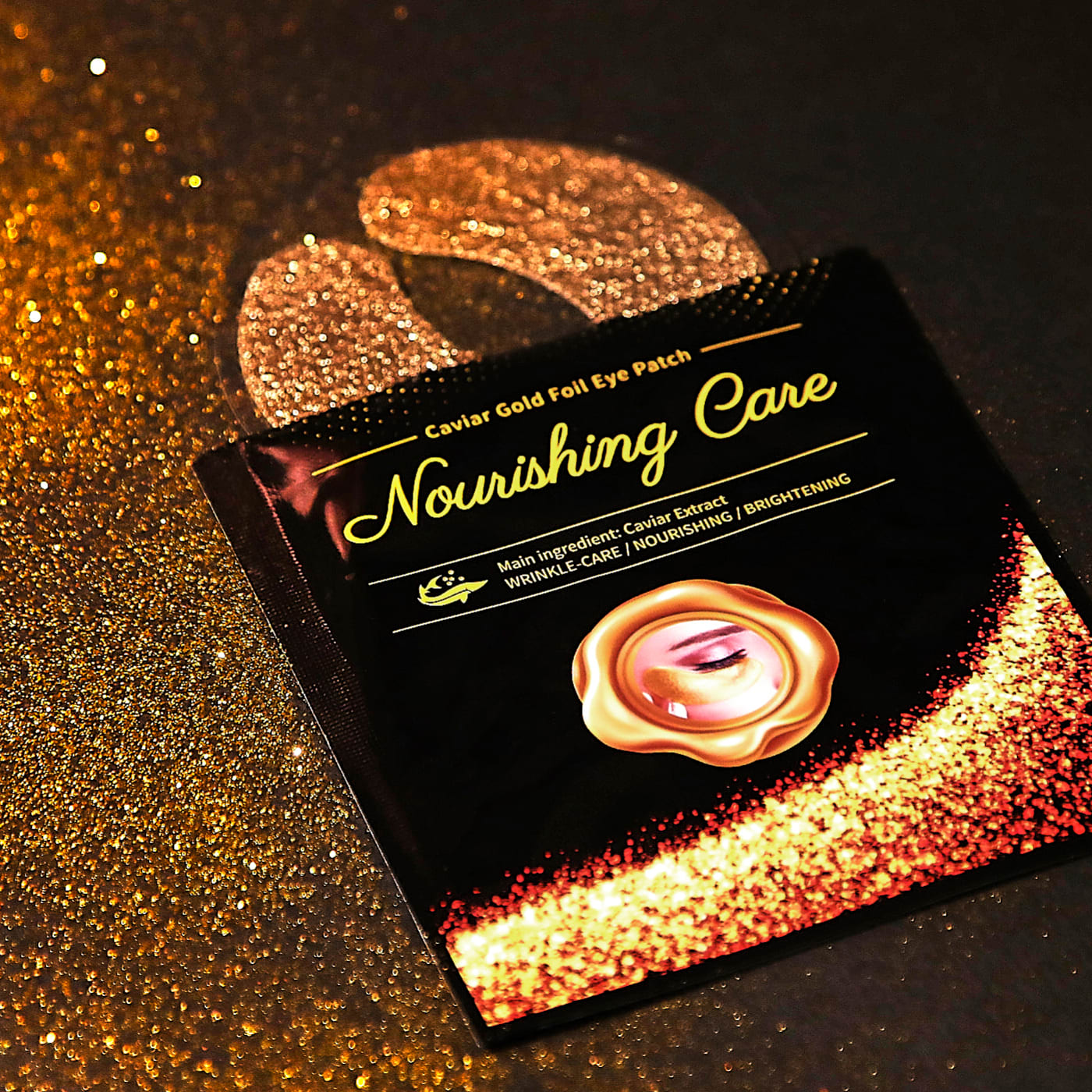 유리코스 골드 호일 아이패치 3중 시트로 눈가에 꽉 채우는 수분과 탄력