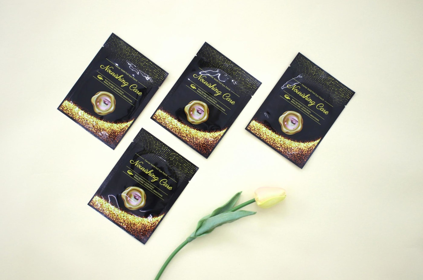 유리코스 골드 호일 아이패치 착 붙는 밀착력으로 눈가 탄력미백 케어