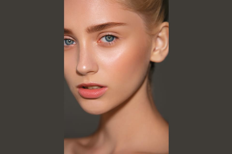 무너지지 않는 베이스 메이크업 세안스킨케어프라이머 3가지 핵심 기술